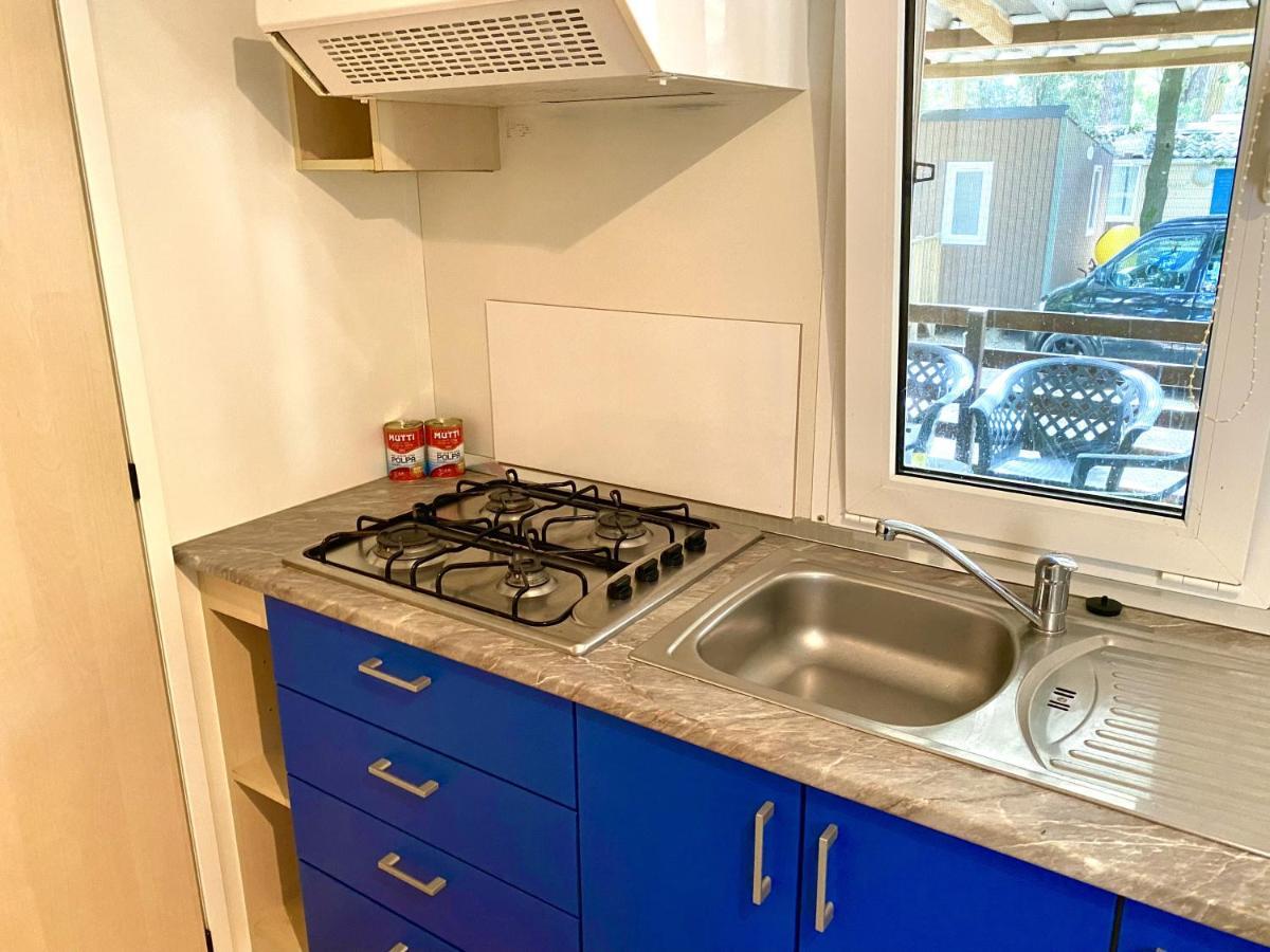 Dena Chalets - Lido Di Spina At The Beach Экстерьер фото